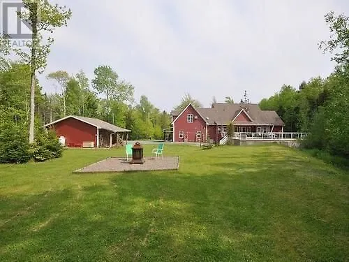 Snowflake Manor Bed & Breakfast Oakfield